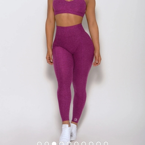 Bombshell Sportswear - Picture 4 of 4